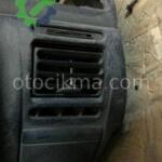 Peugeot Partner 2000-2011 Sol Üfleme Izgarası hatasız çıkma
