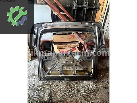 Peugeot Partner Bagaj Kapağı çıkma parça