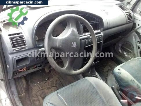 Peugeot Partner Direksiyon Simidi çıkma parça
