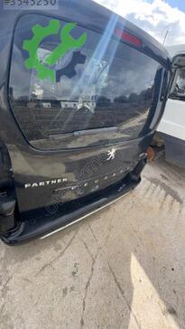 Peugeot Partner Komple Arka çıkma parça