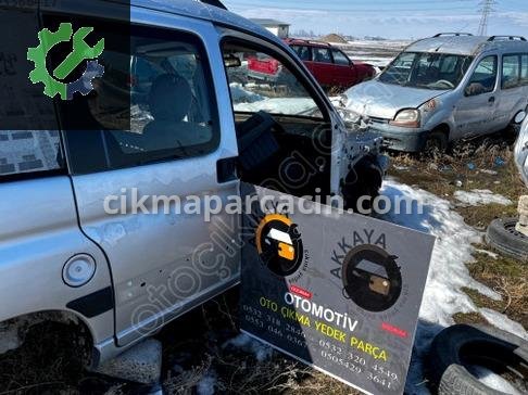Peugeot Partner Sağ Sürgülü Kapı çıkma parça