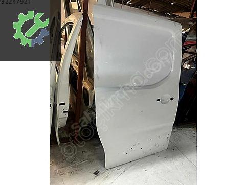 Peugeot Partner Sağ Sürgülü Kapı çıkma parça