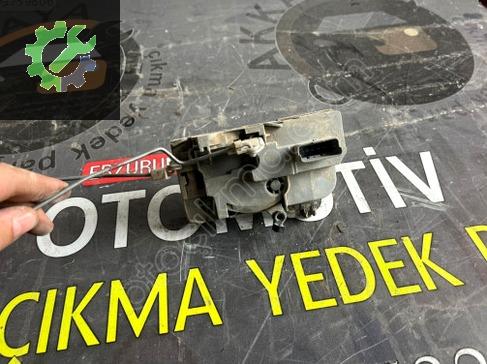 Peugeot Partner Sol Ön Kapı Kilidi çıkma parça