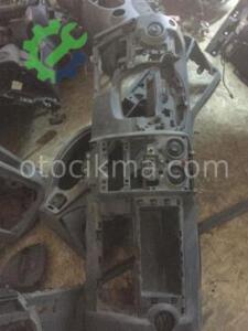 Peugeot Partner Tepe 2006 Torpido hatasız orjinal çıkma