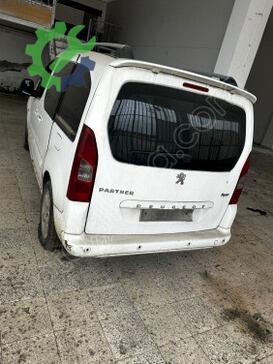 Peugeot Partner Bagaj Kapağı çıkma parça