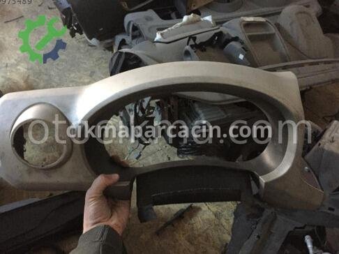 Peugeot Partner Gösterge Çerçevesi çıkma parça
