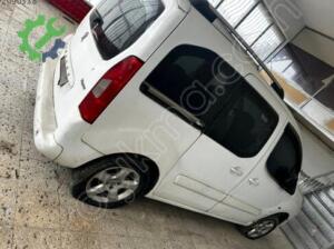 Peugeot Partner Tepe Sağ Ön Kapı Orjinal Çıkma