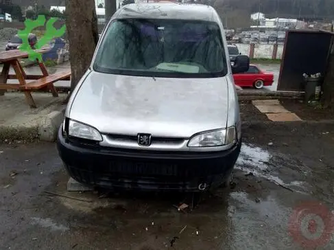 Peugeot Partner Volant çıkma parça