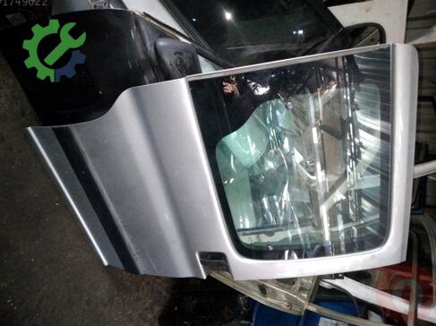 Peugeot Partner Kapı (Ön Sol) çıkma parça