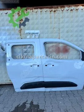 Peugeot Rifter Sağ Arka Kapı çıkma parça