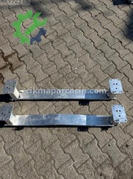 Peugeot Rifter Ön Tampon Demiri çıkma parça