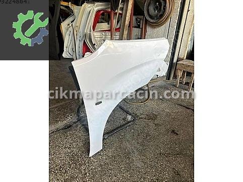 Peugeot Rifter Sağ Ön Çamurluk çıkma parça
