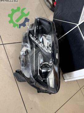 Peugeot Rifter Sol Ön Far çıkma parça