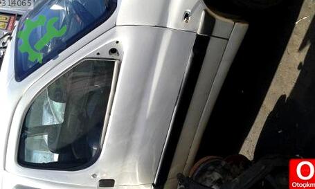Peugeot Partner Sağ Ön Kapı çıkma parça