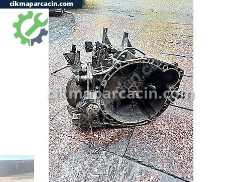 Peugeot 407 Şanzıman Komple çıkma parça