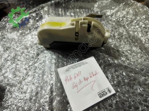 Volkswagen Polo Sağ Ön Kapı Kilidi çıkma parça