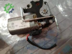 Çıkma Orijinal Silecek Motoru Volkswagen Polo