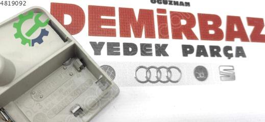 Volkswagen Polo Tavan Lambası 6Q0947105 çıkma parça