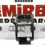 Sıfır Orijinal Teyp Çerçevesi Volkswagen Polo 1995-2000 6N1858069A
