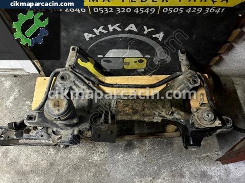 Volkswagen Polo Travers çıkma parça