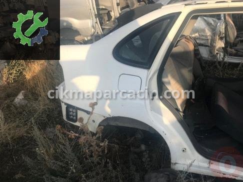 Volkswagen Polo Sağ Arka Çamurluk çıkma parça