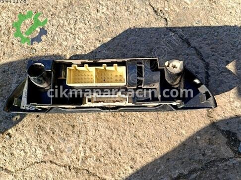 Volkswagen Polo Kalorifer Kontrol Paneli çıkma parça