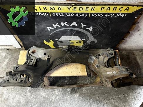 Volkswagen Polo Travers çıkma parça