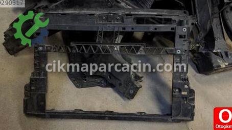 Volkswagen Polo Ön Çamurluk çıkma parça