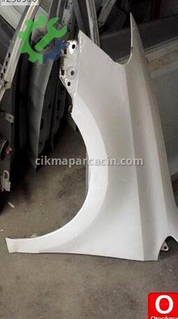 Volkswagen Polo Ön Çamurluk çıkma parça