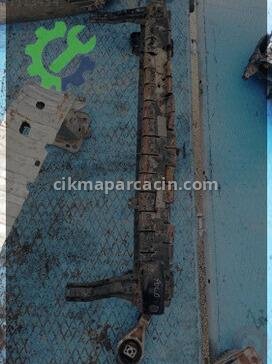 Volkswagen Polo Ön Tampon Demiri çıkma parça