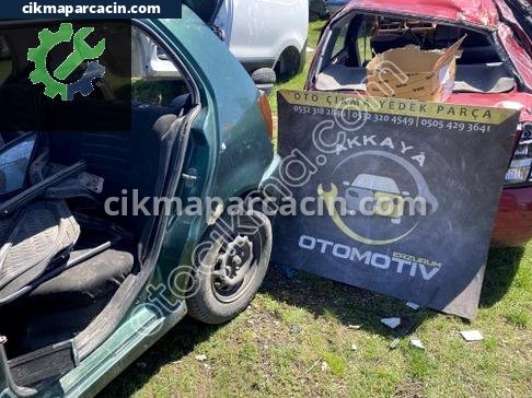 Volkswagen Polo Sol Arka Çamurluk çıkma parça