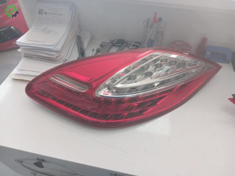 Porsche Panamera Stop çıkma parça