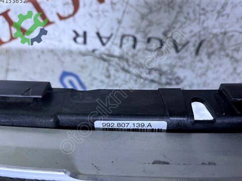 Porsche Carrera Ön Tampon Demiri çıkma parça