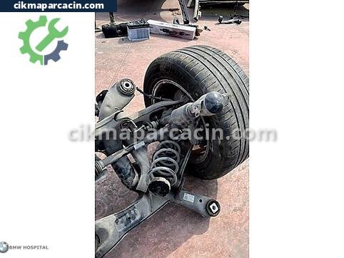 Porsche Cayenne Salıncak (Alt Tabla) çıkma parça