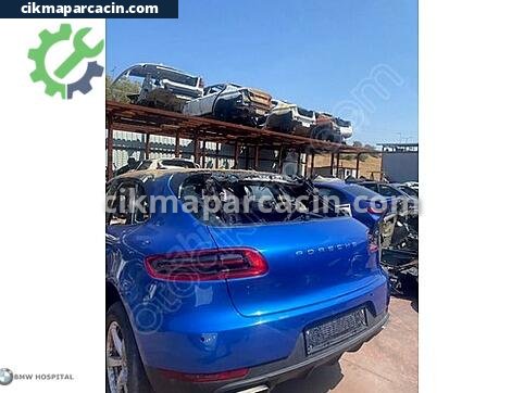 Porsche Macan Sağ Arka Kapı çıkma parça