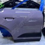 Porsche Macan ev sağ arka kapı
