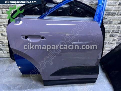 Porsche Macan Sağ Arka Kapı çıkma parça