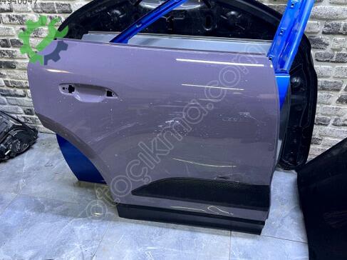 Porsche Macan Sağ Arka Kapı 95C833312 çıkma parça
