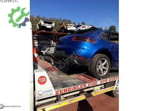 PORSCHE MACAN SAĞ ARKA ÇAMURLUK ORJINAL