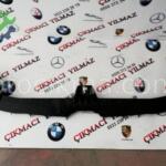 Porsche panamera çıkma ön tampon tutucu çıkma yedek parça