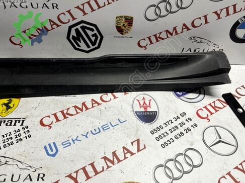 Porsche Taycan Sağ Marşpiyel Sacı çıkma parça