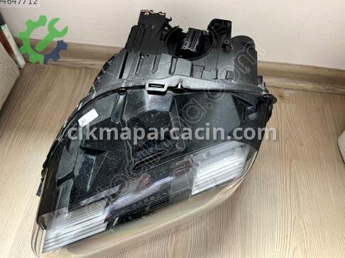 Porsche Taycan Sol Ön Far çıkma parça