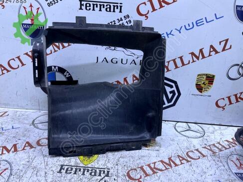 Porsche Taycan Davlumbaz 9J1121333A çıkma parça
