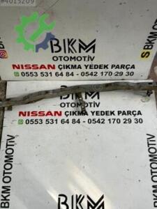 Nissan Primera Orijinal Çıkma Tampon Demiri