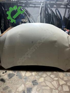 Nissan Qashqai Kaput çıkma parça