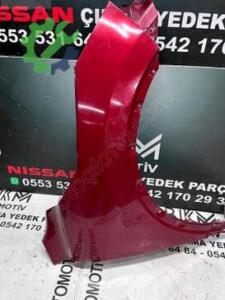Nissan Qashqai Sağ Ön Çamurluk Çıkma