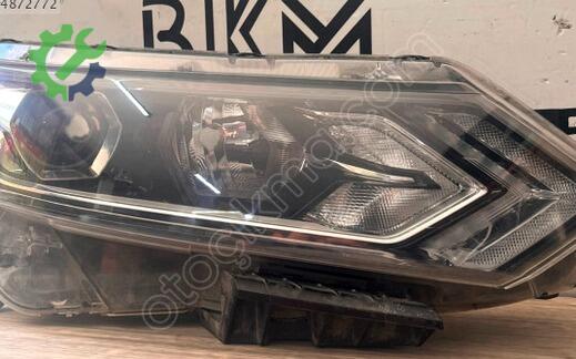Nissan Qashqai Far 26010 çıkma parça