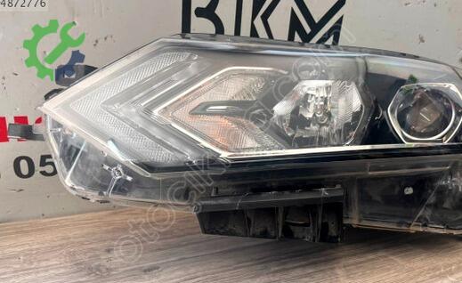 Nissan Qashqai Far 26060 çıkma parça