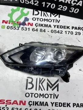 Nissan X-Trail Far çıkma parça
