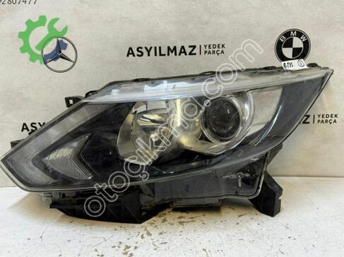 Nissan Qashqai Sol Ön Far çıkma parça